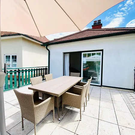 Living Feriehus *